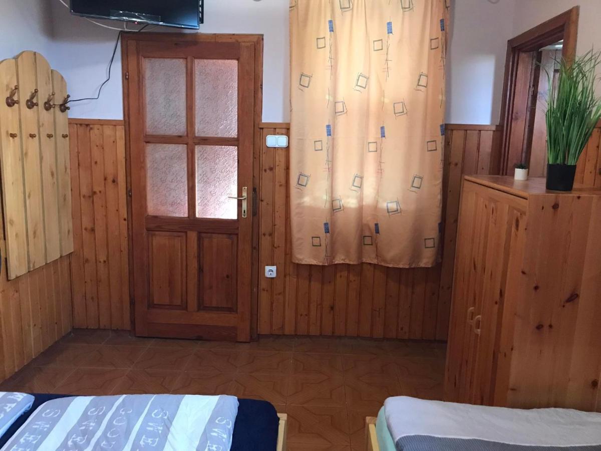 Tahiti Apartman Διαμέρισμα Hajdúszoboszló Εξωτερικό φωτογραφία