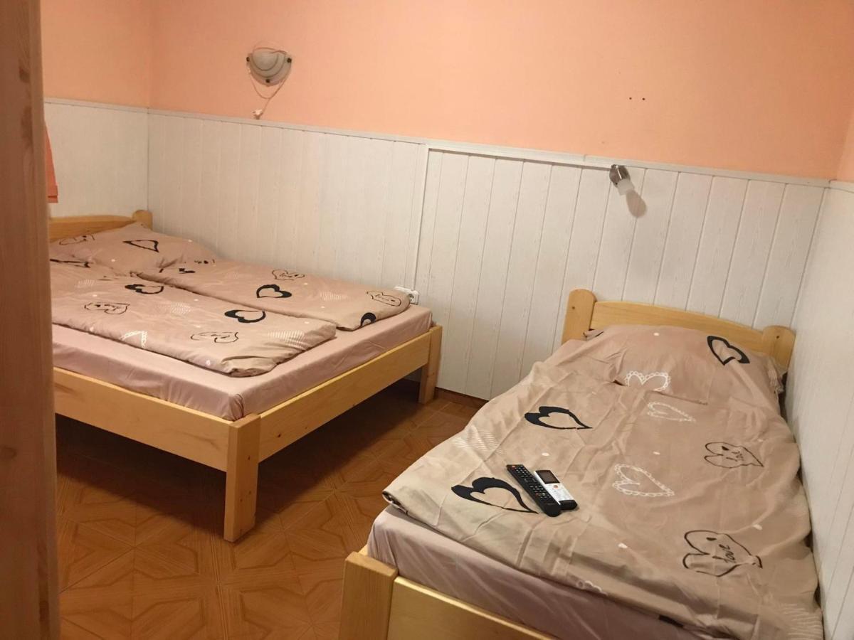 Tahiti Apartman Διαμέρισμα Hajdúszoboszló Εξωτερικό φωτογραφία