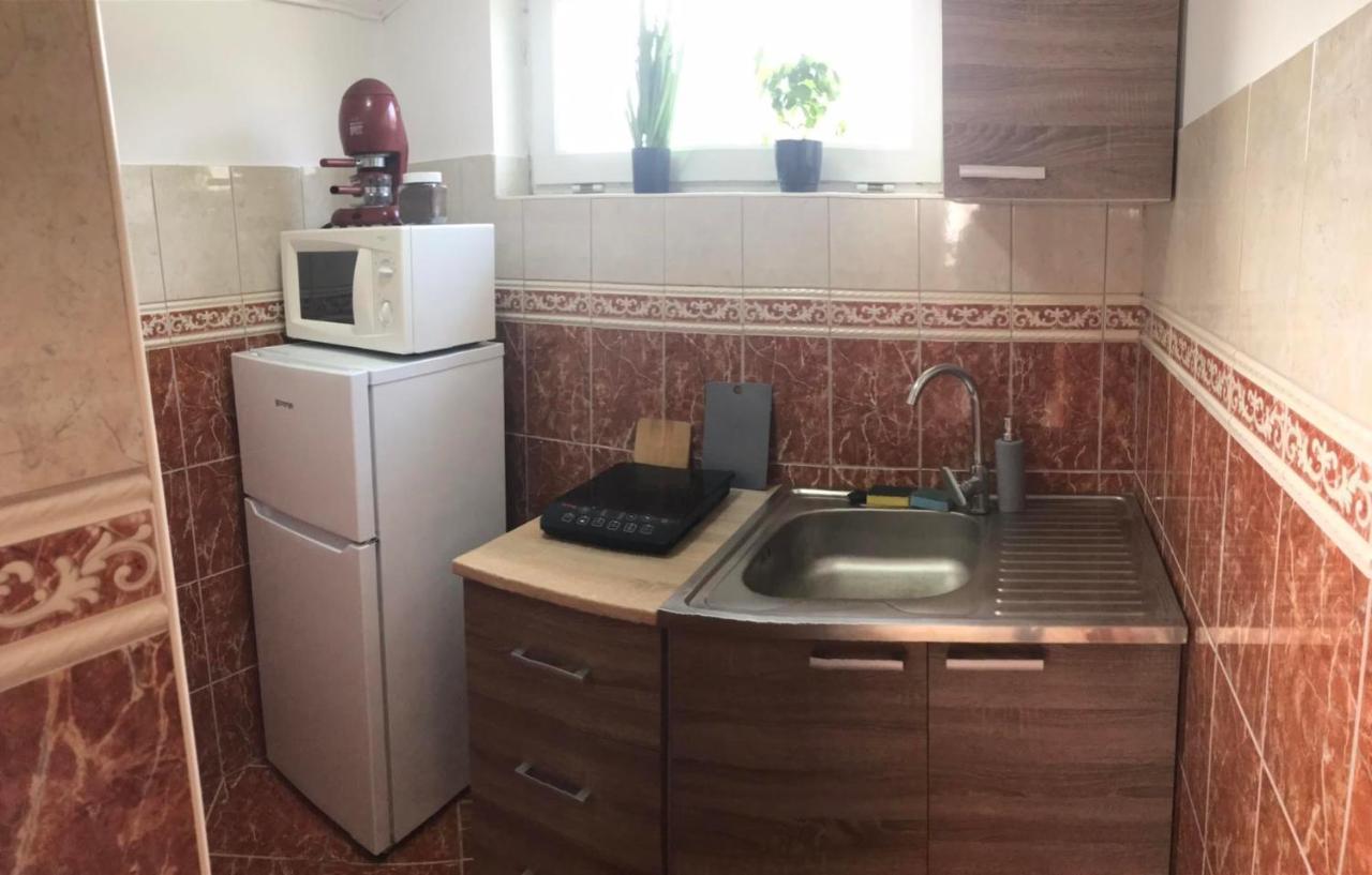 Tahiti Apartman Διαμέρισμα Hajdúszoboszló Εξωτερικό φωτογραφία